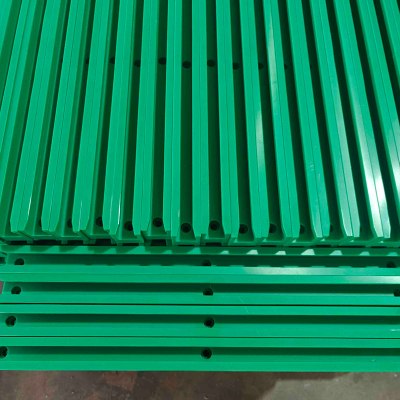 UHMWPE 滑動輸送鏈導軌