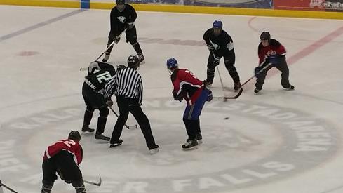 有籃板的曲棍球練習投籃 Hockey Practice Shooting Pad With Rebounder